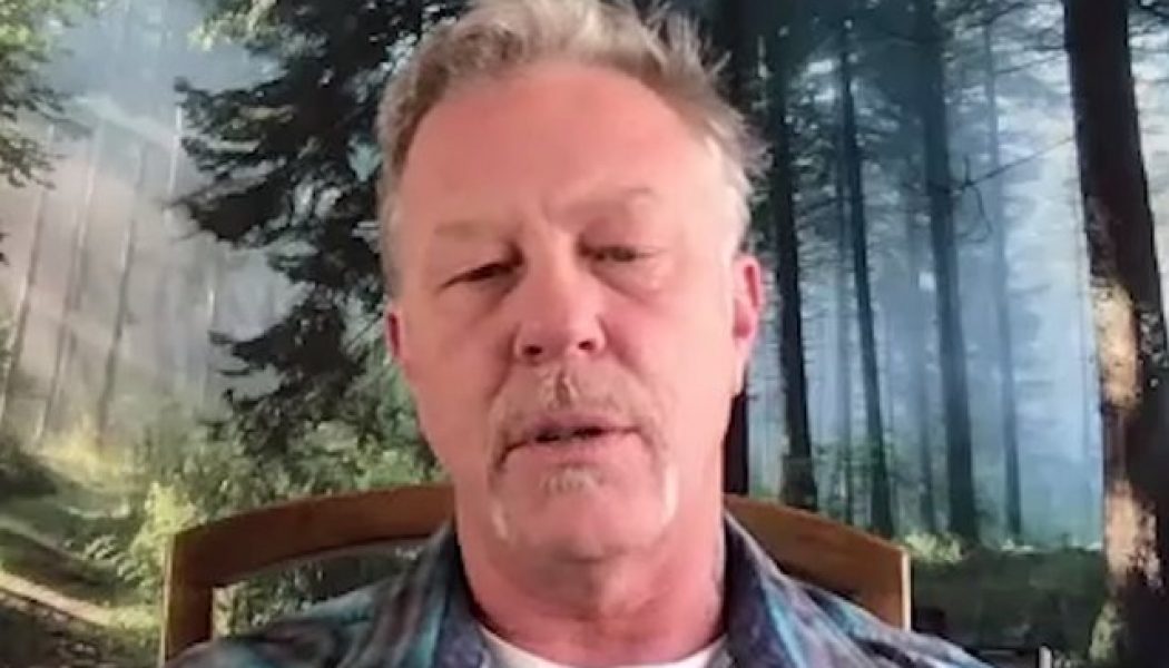 METALLICA’s JAMES HETFIELD Talks About ‘Metallica Scholars’ Program (Video)