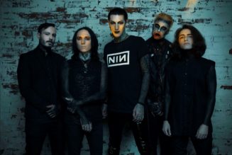 MOTIONLESS IN WHITE To Perform Entire ‘Creatures’ Album During Livestream Event