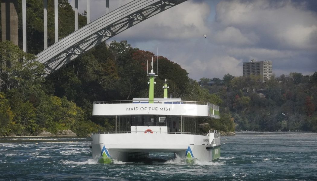 Niagara Falls’ new ferry boats are electric, and they’re not alone 