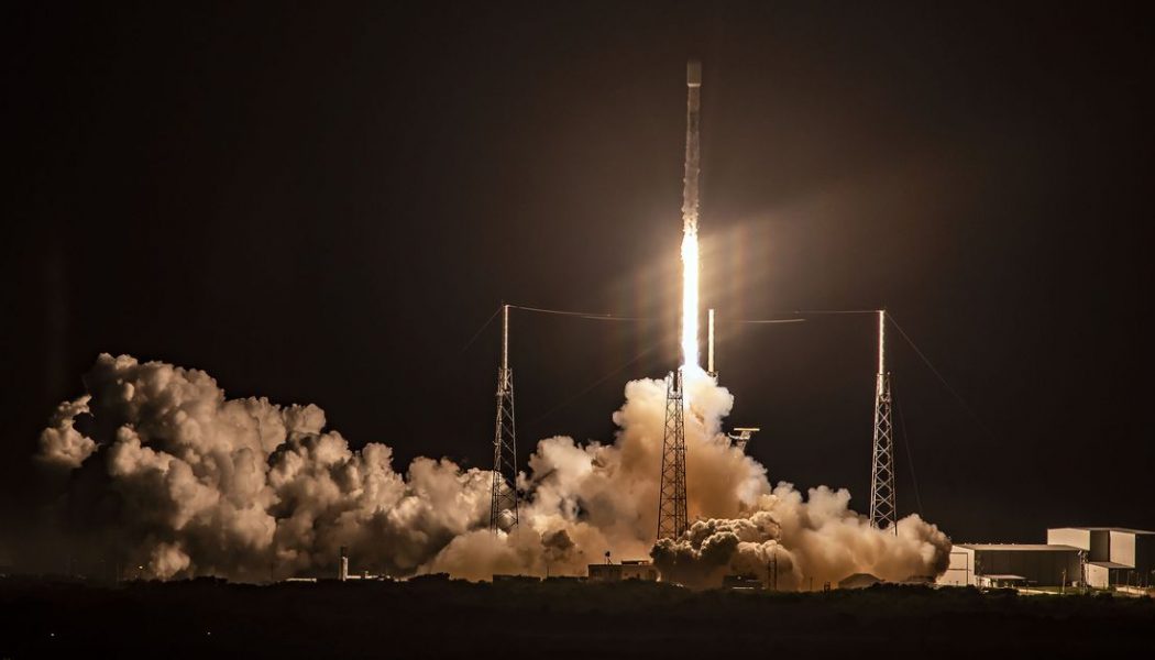 SpaceX aborts launch of updated GPS satellite just before takeoff