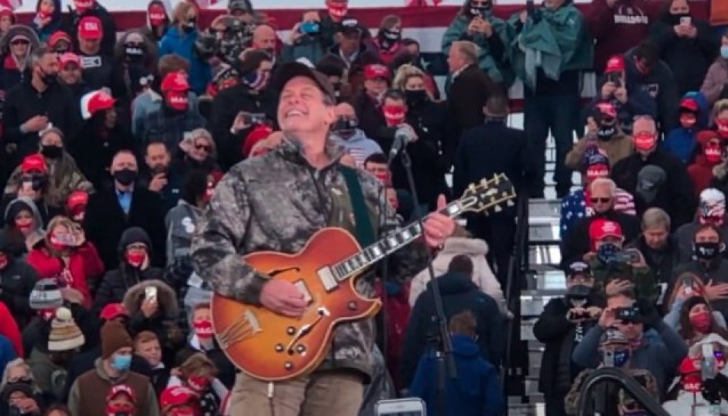 TED NUGENT Performs National Anthem At TRUMP Rally, Calls TRUMP ‘The Greatest President In Our Lifetime’ (Video)