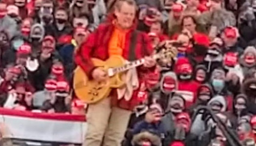 TED NUGENT Performs National Anthem At TRUMP Rally In Lansing (Video)