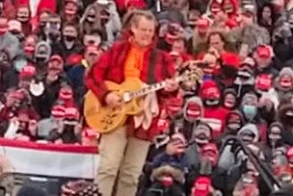 TED NUGENT Performs National Anthem At TRUMP Rally In Lansing (Video)