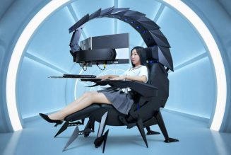 This Scorpion Gaming Chair and Workstation Will Make You Feel Like a Supervillain