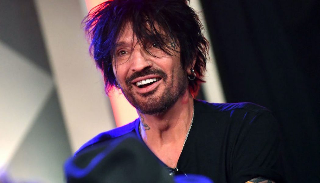 Tommy Lee Says He Was Drinking Two Gallons of Vodka a Day Before Latest Rehab Stint