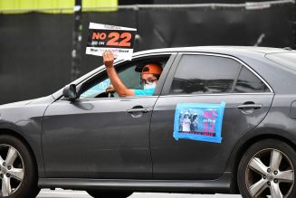 Uber can continue to push pro-Prop 22 messages at drivers in its app, court says