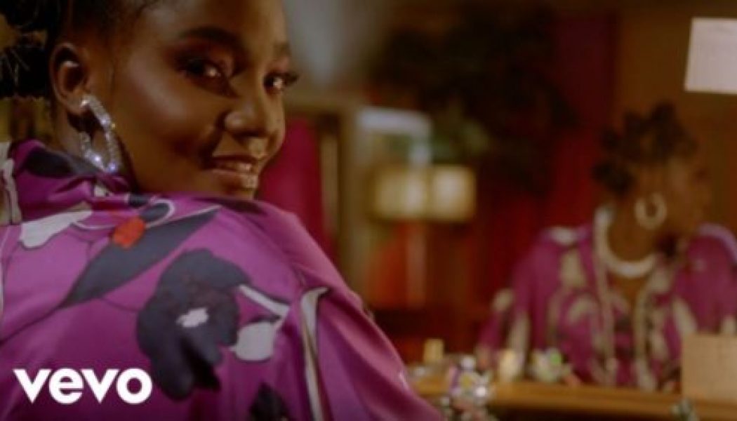 VIDEO: Simi – No Longer Beneficial