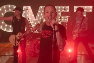 Watch COREY TAYLOR Perform Cover Of MOTÖRHEAD’s ‘Ace Of Spades’