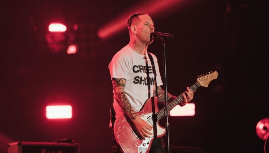 Watch COREY TAYLOR Perform ‘Halfway Down’ At Forum In Los Angeles