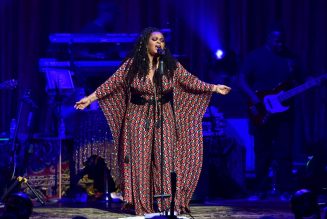 Whew Chile The Shade: Jill Scott Seemingly Responds To Jaguar Wright’s Accusations