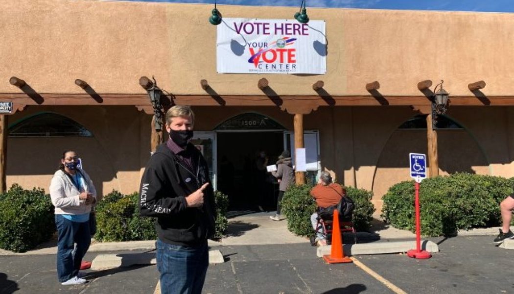 Albuquerque’s Metalhead Mayor Dons MACHINE HEAD Sweatshirt While Voting