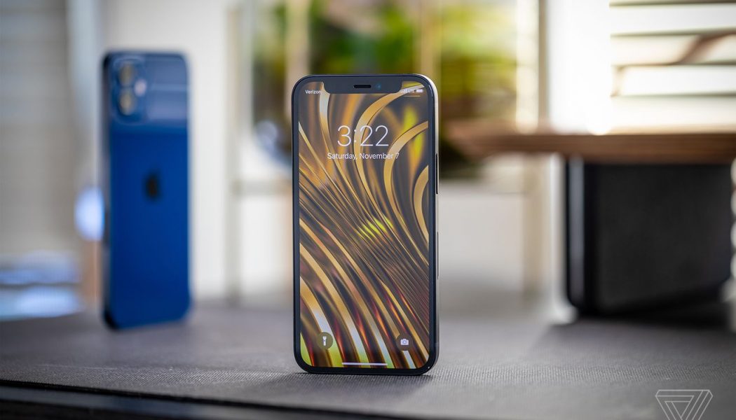 Apple releases iOS 14.2.1 with fix for iPhone 12 mini lock screen issue