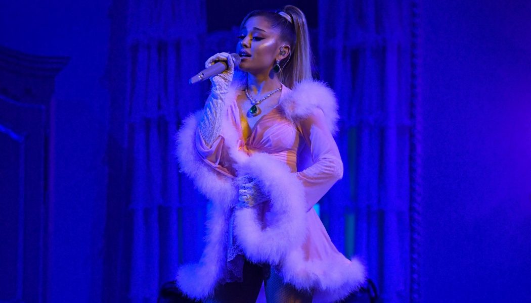 Ariana Grande Bags Chart Double In U.K.