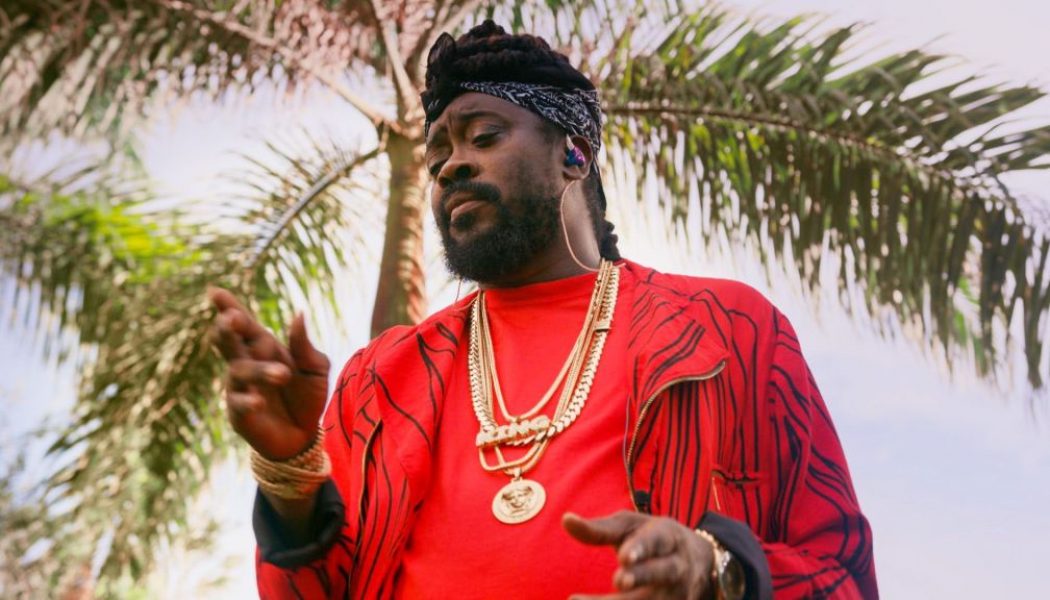 Beenie Man Gives Fans An Update After Fainting At Mother’s Funeral