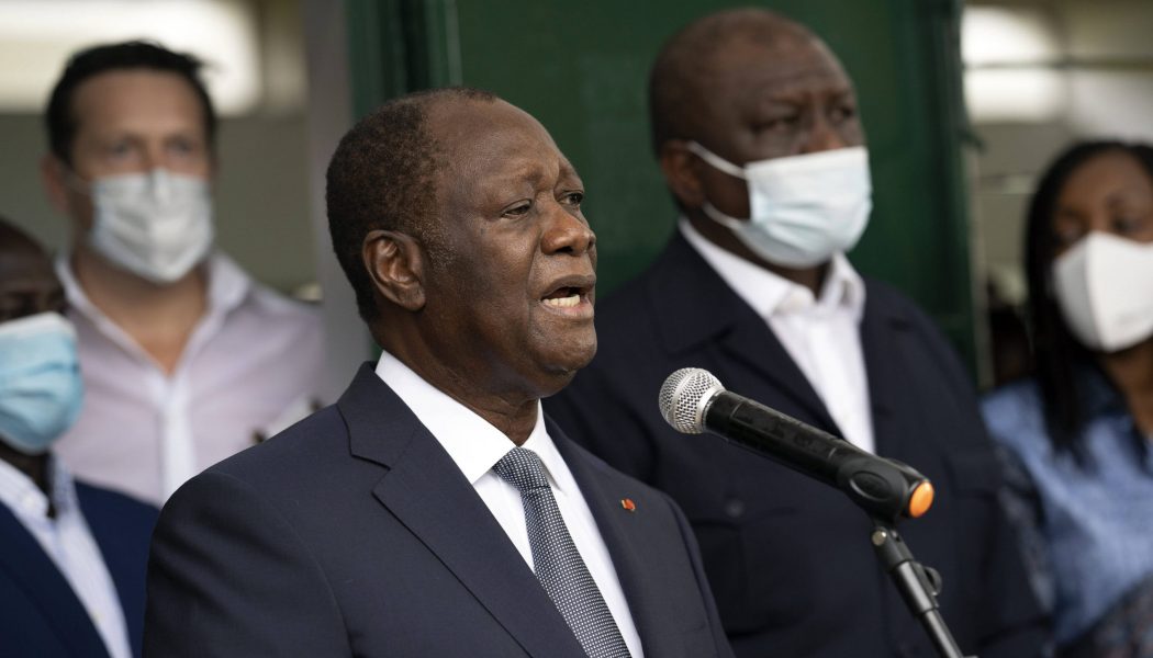 Côte d’Ivoire: Ouattara reins in his troops at an emergency meeting