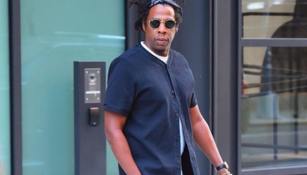 Jay-Z Gets In On The Fitness Game, Invests In CLMBR