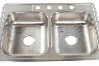 Kitchen Sink Signed By Members Of TOOL To Be Auctioned For RONNIE JAMES DIO ‘Stand Up And Shout Cancer Fund’