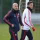 Ljungberg says Ozil should be in the Arsenal squad