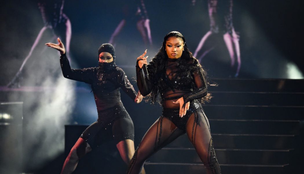 Megan Thee Stallion Brings Body-Ody-Ody-Ody During AMAs Performance