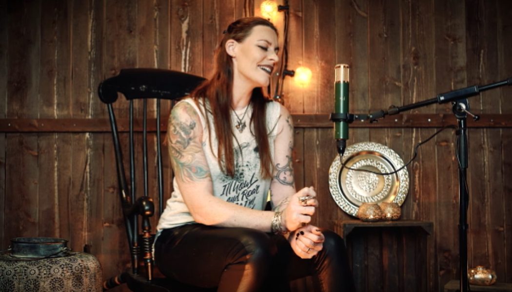 NIGHTWISH’s FLOOR JANSEN Covers HEART’s ‘Alone’ (Video)