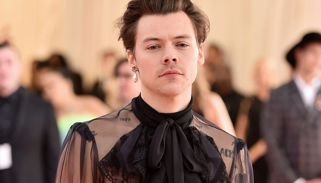 Sara Bareilles Shades Candace Owens While Supporting Harry Styles’ ‘Vogue’ Cover