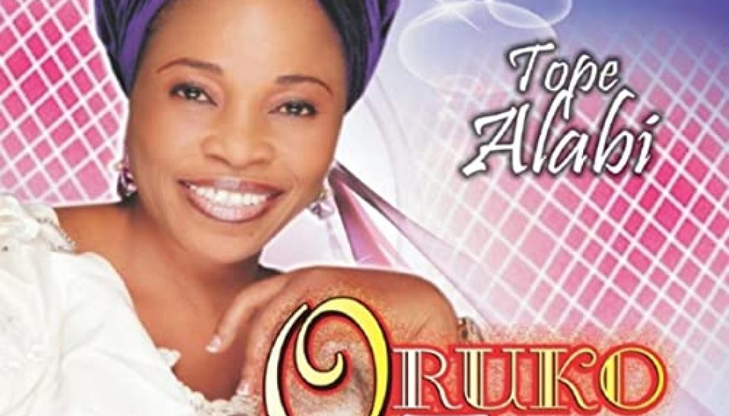 Tope Alabi – Aye Yii 