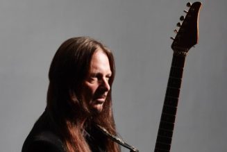 WHITESNAKE/WINGER Guitarist REB BEACH: ‘It’s Really Strange To Live In A World Without VAN HALEN’