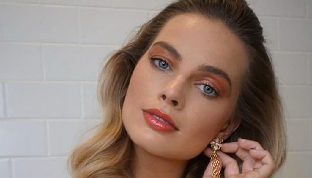 8 Epic Beauty Looks From My Makeup Queen, Margot Robbie