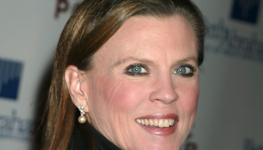 Ann Reinking, Tony-Winning ‘Chicago’ Choreographer, Dies at 71