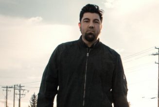 CHINO MORENO’s Isolation-Themed Lyrics For DEFTONES’ ‘Ohms’ Album Were Written Before Pandemic