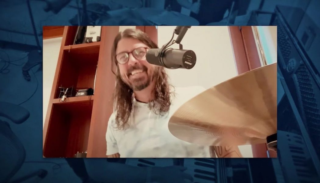 Dave Grohl and Greg Kurstin Cover The Velvet Underground’s “Rock and Roll”: Watch