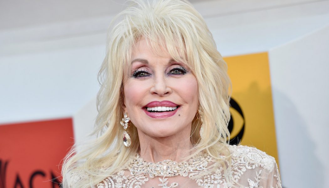 Dolly Parton Proves She’s an Angel on Earth by Saving 9-Year-Old Actress’s Life