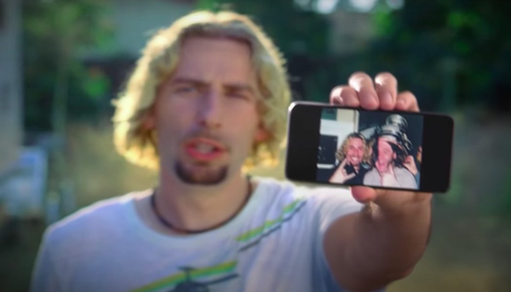 Google and Nickelback really want you to look at your photographs