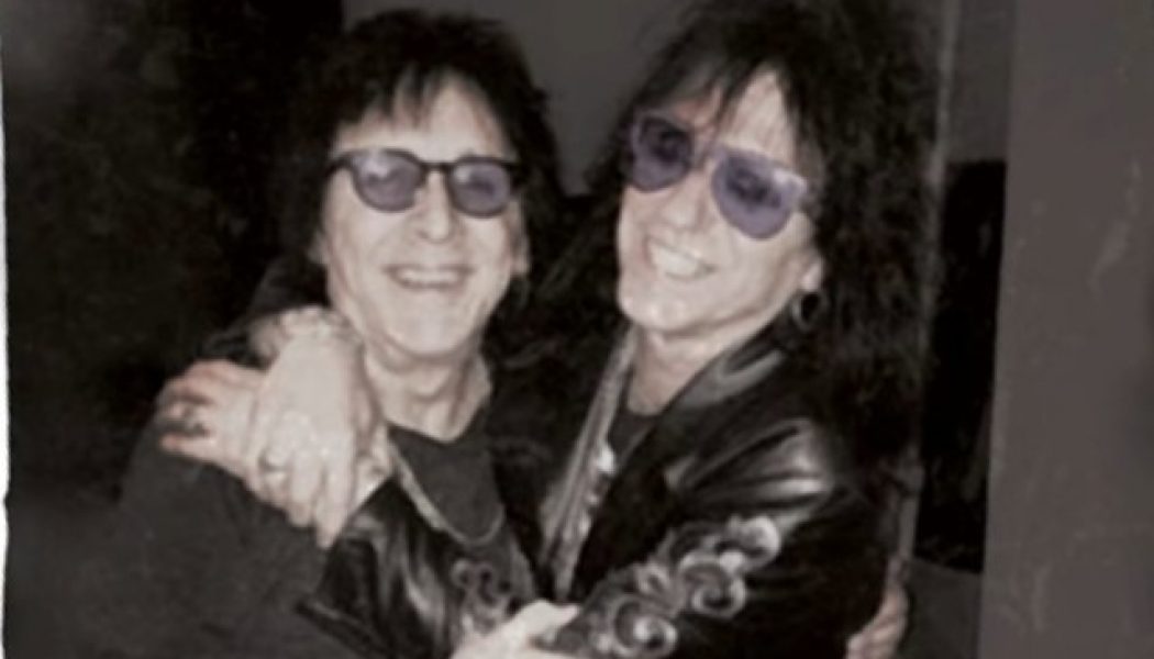 How PETER CRISS Ended Up Guesting On New RICHIE SCARLET Single ‘The Catman & The Emperor’