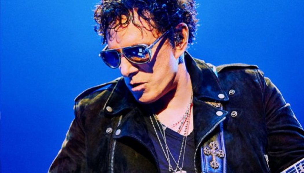 JOURNEY’s NEAL SCHON Pays Musical Tribute To LESLIE WEST