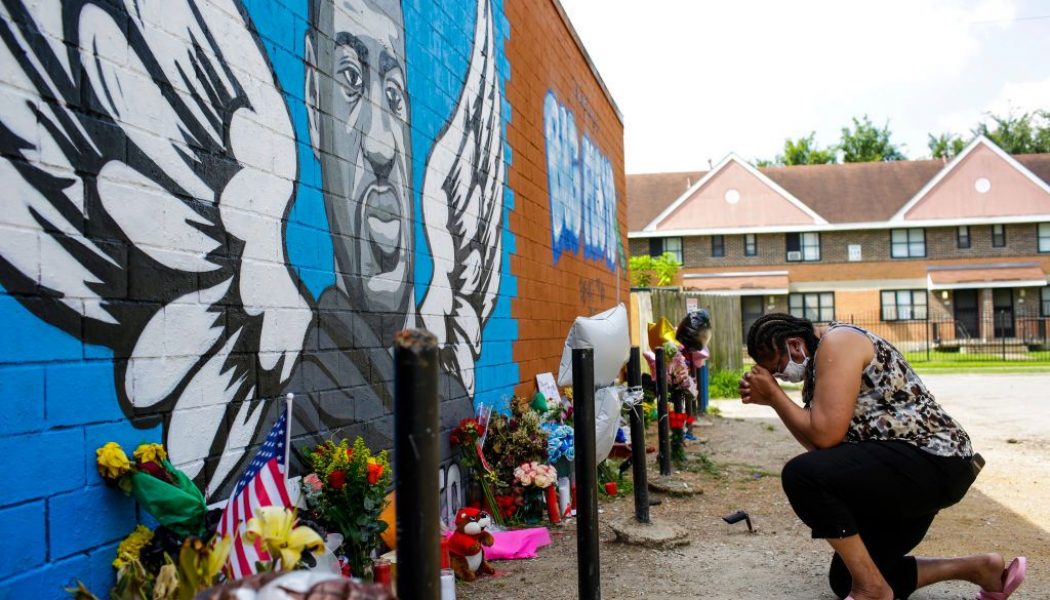 Minneapolis Teen Who Filmed George Floyd’s Death Honored With PEN America Award