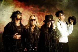 MÖTLEY CRÜE Launches Its Own Line Of Hot Sauce