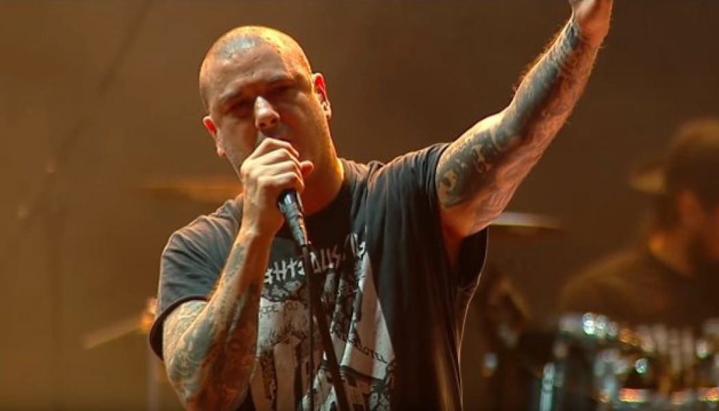 PHILIP ANSELMO And THE ILLEGALS To Perform PANTERA Set On Summer 2021 European Tour