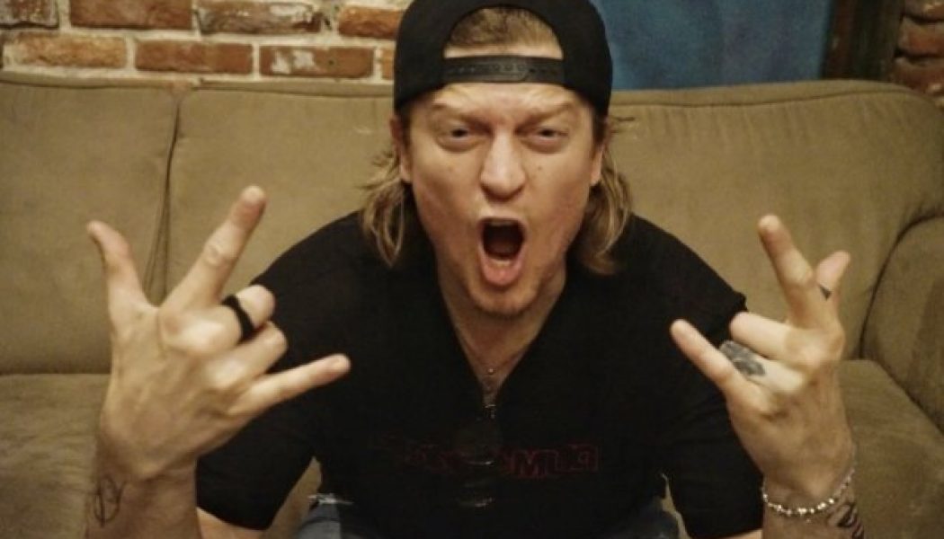 PUDDLE OF MUDD’s WES SCANTLIN: EDDIE VAN HALEN Is ‘Probably Up In Heaven Playing Awesome Songs For God’