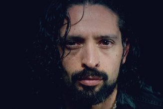 RAINBOW Singer RONNIE ROMERO: ‘I’m SO F**king Tired Of This Dirty ‘Music’ World’