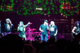 STEEL PANTHER Joined By *NSYNC’s JOEY FATONE For ‘Girl From Oklahoma’ Performance At Orlando Concert (Video)