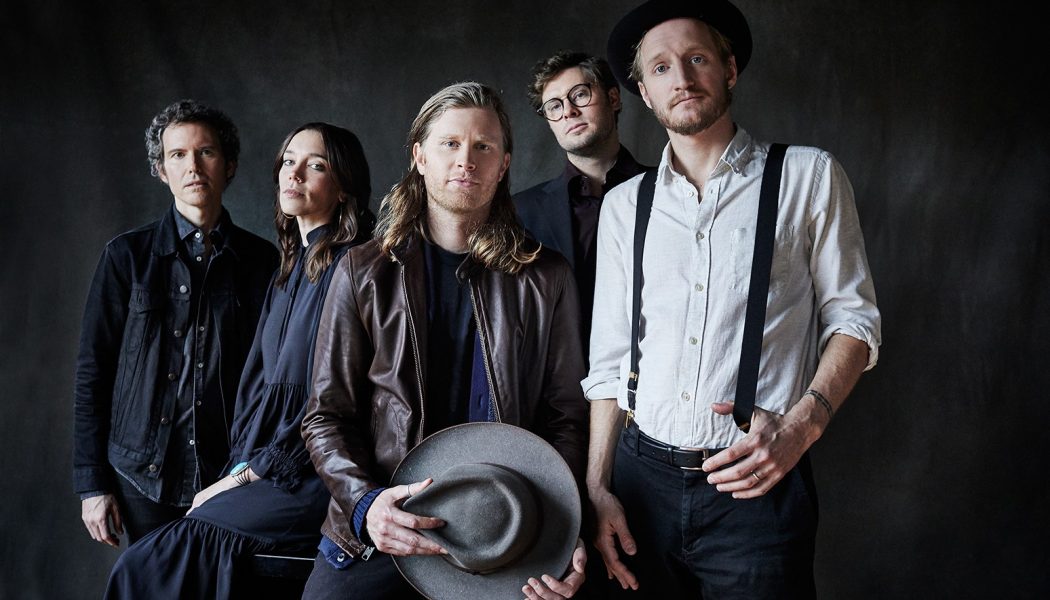 The Lumineers Unveil ‘Silent Night’ in Support of Independent Music Venues