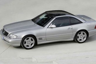 The Mercedes-Benz SL73 AMG and Its Huge V-12 Were Peak ’90s Excess