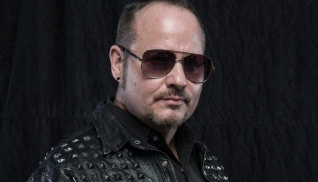 Former ICED EARTH Singer TIM ‘RIPPER’ OWENS Says He ‘Never Talked Politics’ With JON SCHAFFER