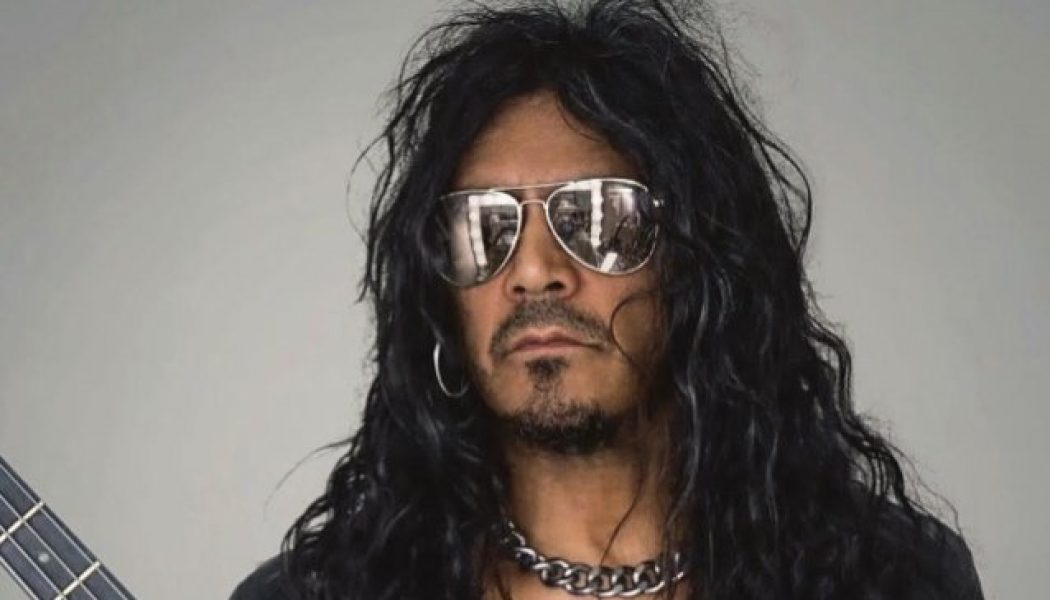 Former KING DIAMOND Bassist HAL PATINO Is Open To ‘Them’-Lineup Reunion Tour: ‘It Would Be Really Cool Getting Back Together’