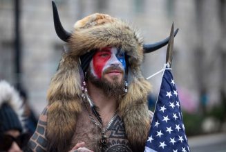 Horned Insurgent ‘QAnon Shaman’ Wants To Testify Against Donald Trump