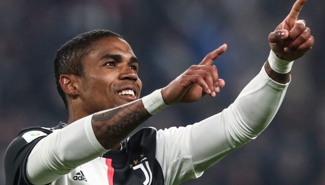 Juventus seeking buyers for Douglas Costa in the summer