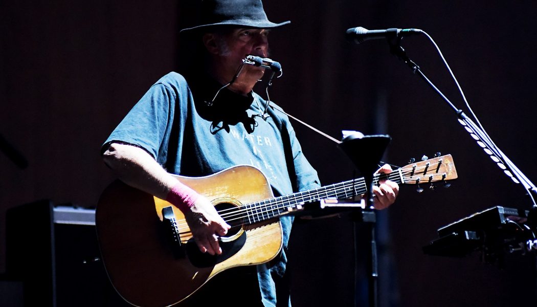 Neil Young Sells 50% of Song Catalog to Hipgnosis