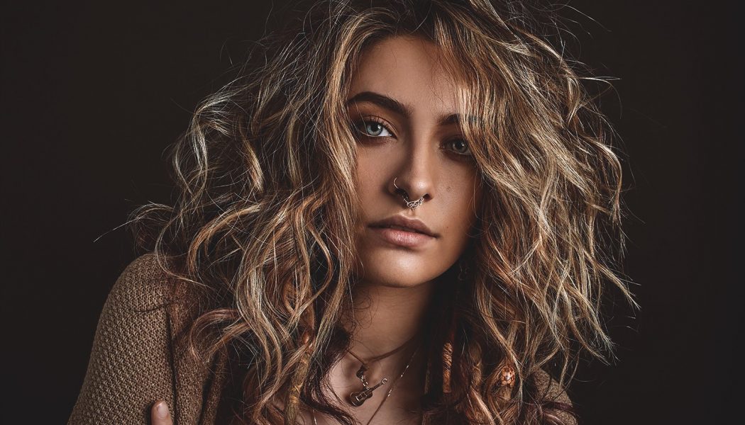 Paris Jackson Unveils ‘Eyelids’ Video With Manchester Orchestra’s Andy Hull