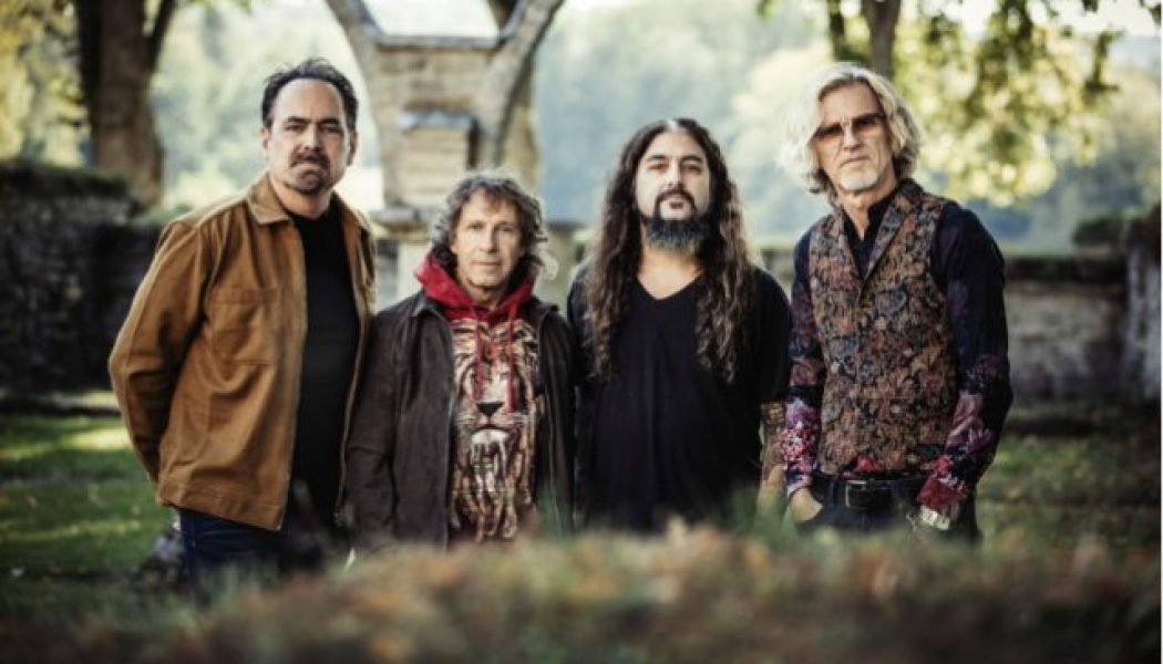 Progressive Rock Supergroup TRANSATLANTIC Launches ‘Looking For The Light’ Music Video